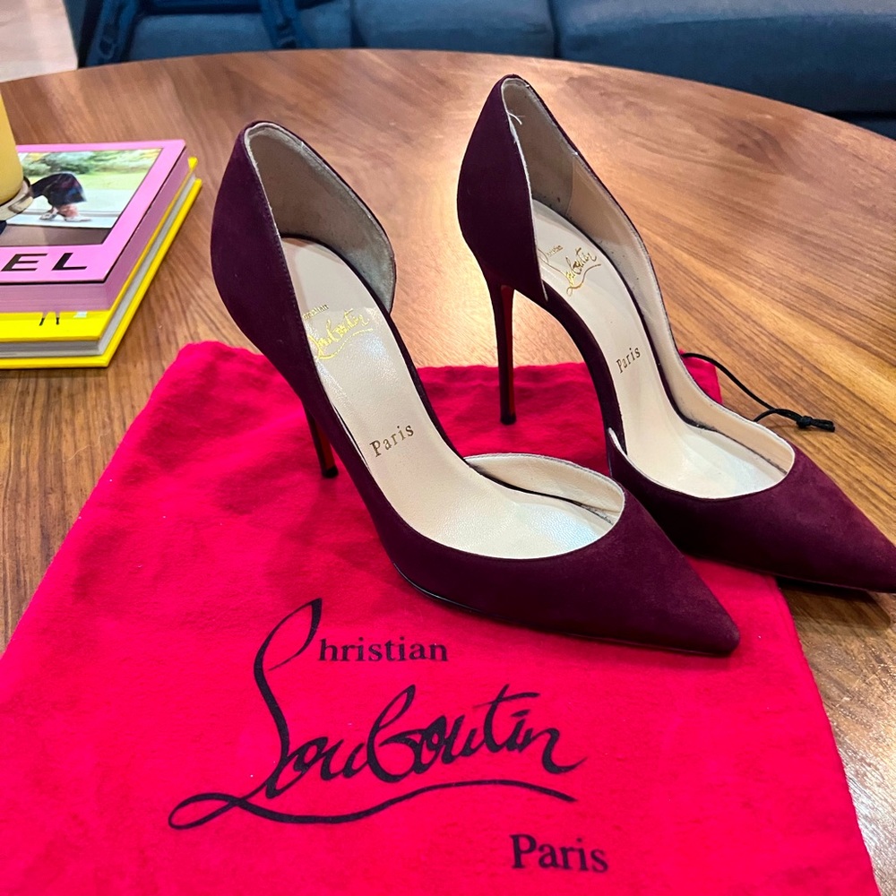 Christian Louboutin Iriza Suede pump